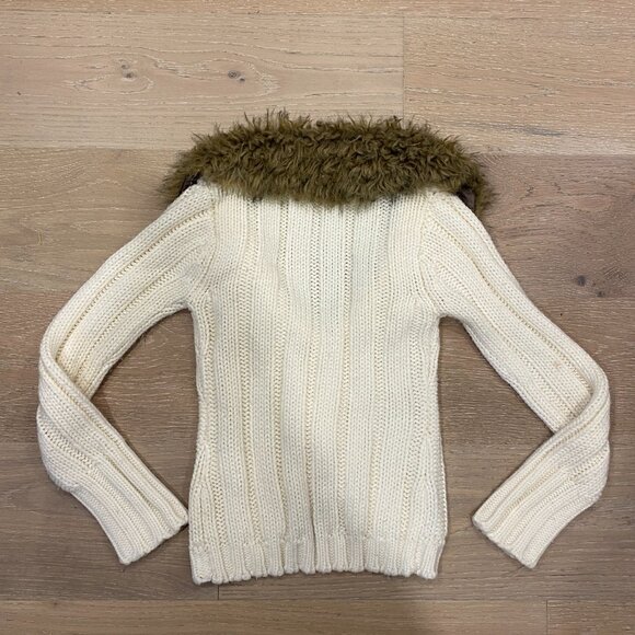 Knit Cream Cardigan with Removable Fur Collar - Picture 2 of 6